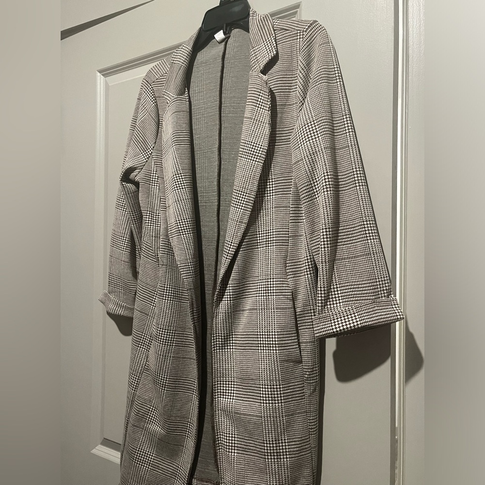Checkered knee length overcoat